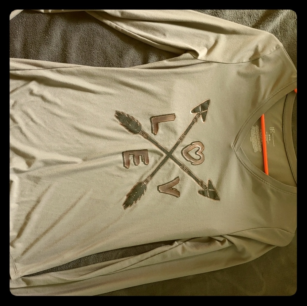 Grey graphic long sleeve